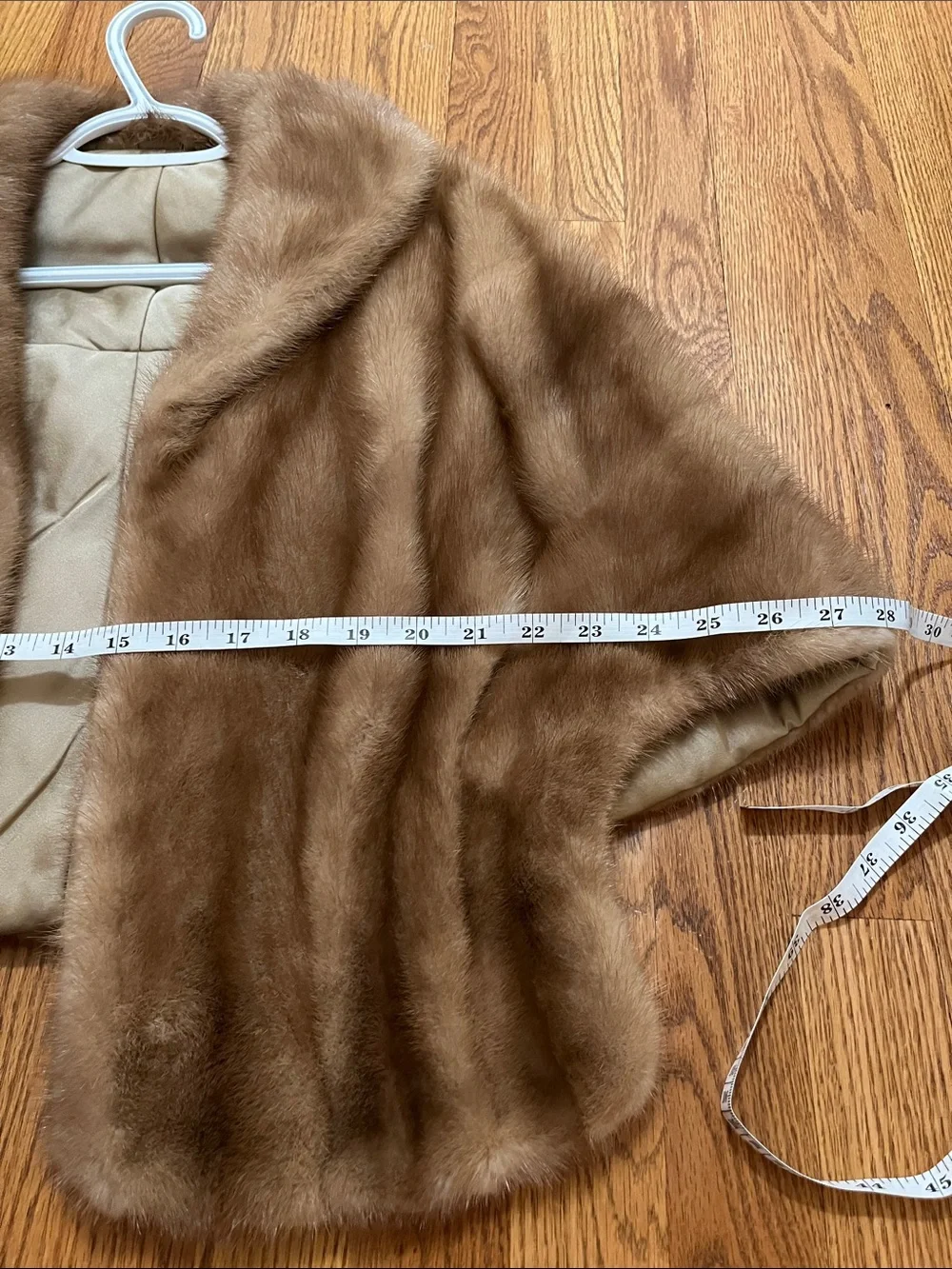 Women's Brown Mink Fur Shawl - Picture 4 of 8